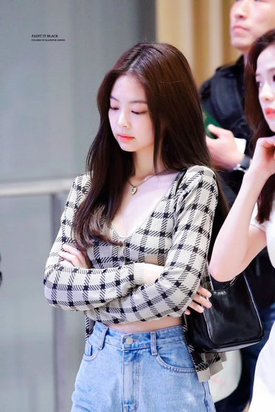 Ensemble Jennie Kim Veste Cardigan en Maille à Carreaux Black Pink