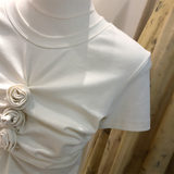 Crop Top Blanc Triple Pétales Centrés Fleurs Mode Femme Miyeon G I Dle
