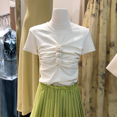 Crop Top Blanc Triple Pétales Centrés Fleurs Mode Femme Miyeon G I Dle