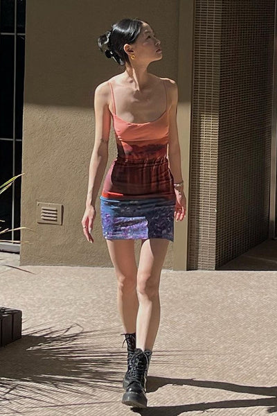 Robe Motifs Paysages Sépia Montagne dégradé Bretelles Seulgi Red Velvet