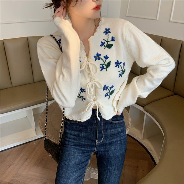 Lisa Ellon Fleur NEEDLE Cardigan Sweater Mode Coréenne
