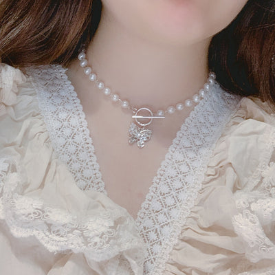 Collier Papillon à Strass et Perles Eunha Viviz Bijou Femme Mode Kpop