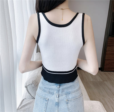 Crop Top Blanc et Noir Croix Style Casual Seulgi Red Velvet Mode Kpop