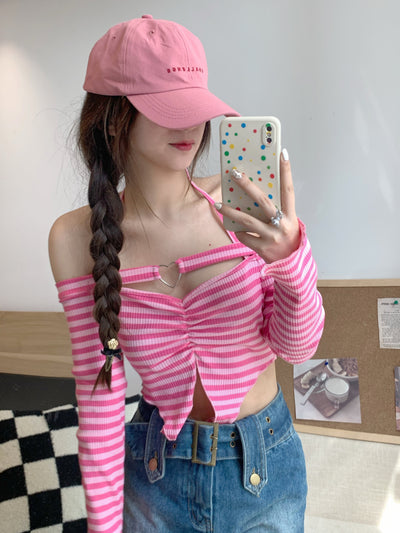 Crop Top Rose Bonbon Coeur Métal Chaeryeong Itzy Twenty MV Fan Meeting