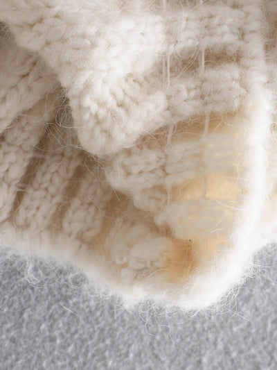 Pull Blanc Hiver Torsades et Manches Bouffantes Momo Twice Mode Femme