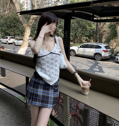 Crop Top Tricot Blanc avec Detail Noir Momo Twice Mode Femme Kpop