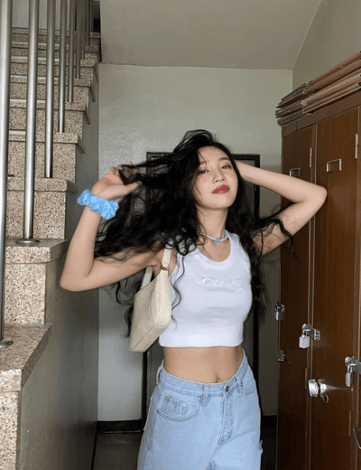 Débardeur Curetty Joy Red Velvet Top Brodé en Coton Blanc Kpop Mode