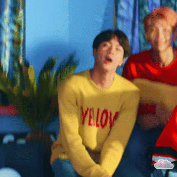 Pull Laine Imprimé Yellow Jaune Jin BTS Kpop Mode Coréenne Homme Femme