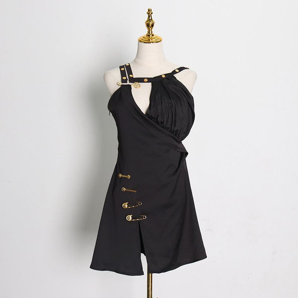 Mini Robe Glamour Asymétrique Avec épingle de sûreté Jisoo BlackPink