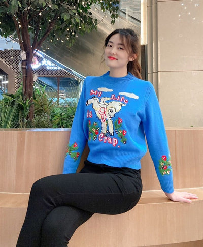 My Life is Crap Chandail Motif Broderie Agneau Joy Red Velvet Sweater