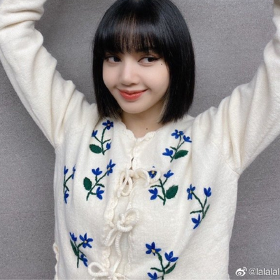 Lisa Ellon Fleur NEEDLE Cardigan Sweater Mode Coréenne