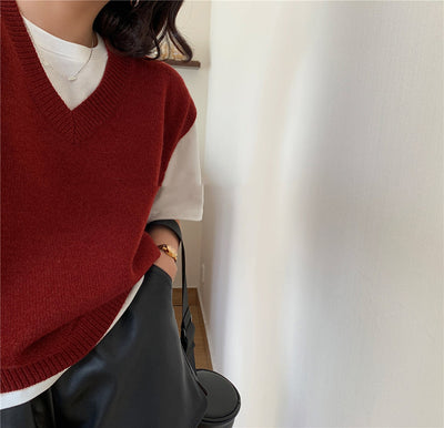 Gilet Maille Col en V Sans Manches Jennie Kim Mode Game Caterers YG Family