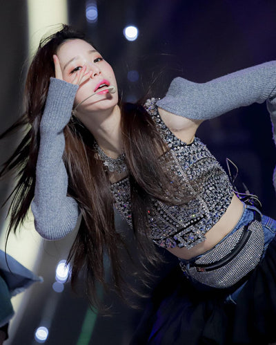 Banane Strass Scintillant avec chaîne Love Dive Show Champion Ive Wonyoung