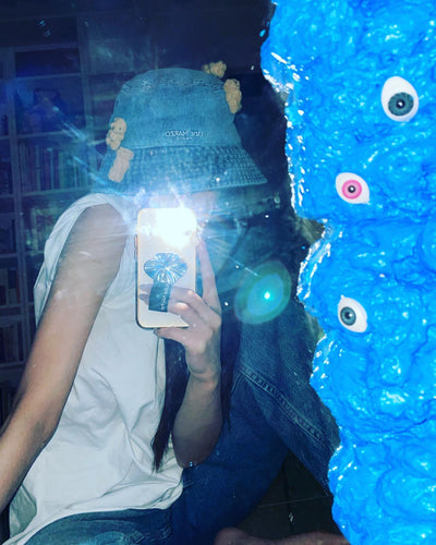 Bob en Jean Avec Ours en Peluche Dessus YooA Oh My Girl Chapeau Mignon