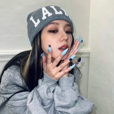 Bonnet Gris Tricot Lalisa Jisoo BlackPink Lisa Album Solo LALISA