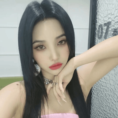 Boucle Oreille Coeur et Rond Strass Bijou Soyeon Idle KBS Sketchbook Kpop