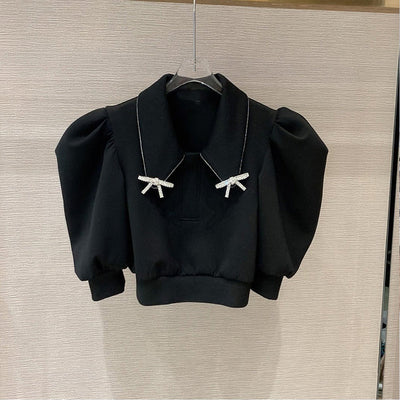 Crop Top Manches Bouffantes Col Avec Noeuds en Diamant Yuna Itzy