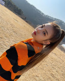 Cardigan Tricot Rayures Orange Noir Lia Itzy Mode K Pop