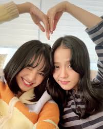 Cardigan Tricoté Coucher Soleil Couleur Pastel House of Sunny Lisa Kpop