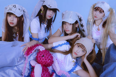 Casquette en Jean Déchiré avec 2 Grandes Oreilles de Lapin NewJeans Mode Kpop