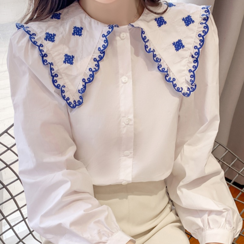 Chemisier Col Claudine Blanc et Bleu Miyeon G i Dle Mode Femme Kpop - Main Image