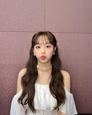 Collier Fleurs avec Pétales en Perles Chuu Loona Flip That Bijou Kpop