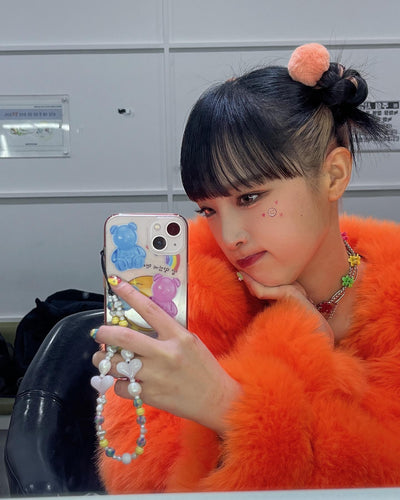 Collier Fleurs en Pinces Cheveux Colorés et Pendentif Coeur Yena Smiley