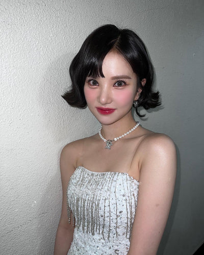Collier Papillon à Strass et Perles Eunha Viviz Bijou Femme Mode Kpop
