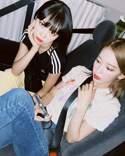 Crop Top Beige Fleurs Brodés Colorées Sakura Japon Mode Femme Kpop