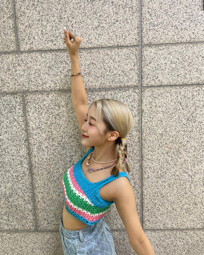 Crop Top Bleu Tricot Bretelles Colorés Fluo Hikaru Kep1er Mode Ete Kpop