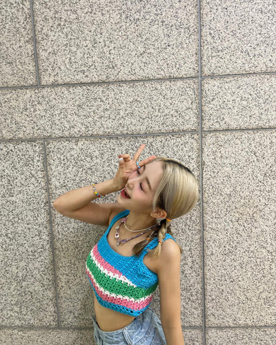 Crop Top Bleu Tricot Bretelles Colorés Fluo Hikaru Kep1er Mode Ete Kpop