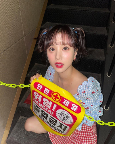 Crop Top Cerises à Carreaux Eunha Viviz Mode Femme Ete Loveade Kpop
