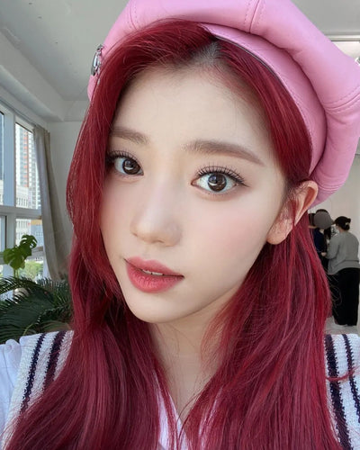 Crop Top Epais Sport Blanc Rayures Noir Xiaoting Kep1er Mode Corée