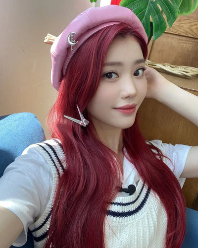 Crop Top Epais Sport Blanc Rayures Noir Xiaoting Kep1er Mode Corée