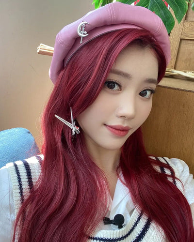 Crop Top Epais Sport Blanc Rayures Noir Xiaoting Kep1er Mode Corée