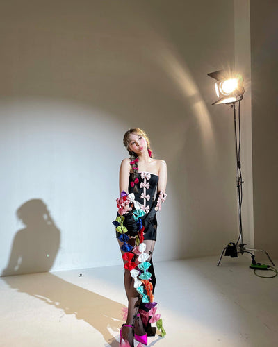 Crop Top et Manches Noir avec Rubans Rose Nayeon Twice POP! MV Solo