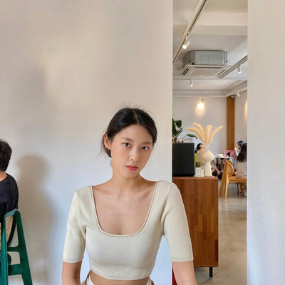 Crop Top Manches courtes et Col en U T-Shirt Femme Seolhyun AOA Kpop