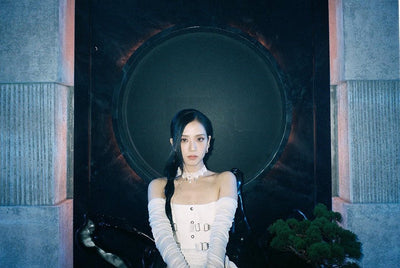 Crop Top Manches Longues Voile Elegant Harnais Jisoo BlackPink Pink Venom MV