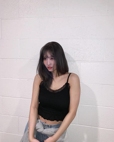 Crop Top Noir Dentelles Bretelles Sexy Momo Twice World Tour LA Mode