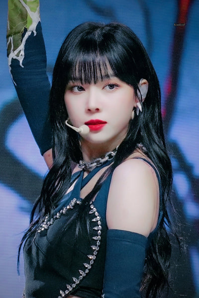 Crop Top Noir en Coeur Winter Aespa Hallucination Quest Teaser Savage