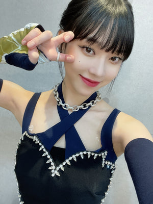 Crop Top Noir en Coeur Winter Aespa Hallucination Quest Teaser Savage