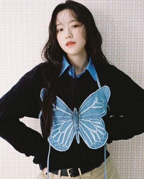 Crop Top Papillon Jean Bretelles Sexy Shuhua G Idle Dazed Korea Kpop