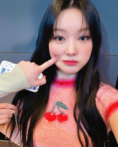 Crop Top Sweat Cerise Rose Miso DreamNote Mode Coreenne Kpop Mnet