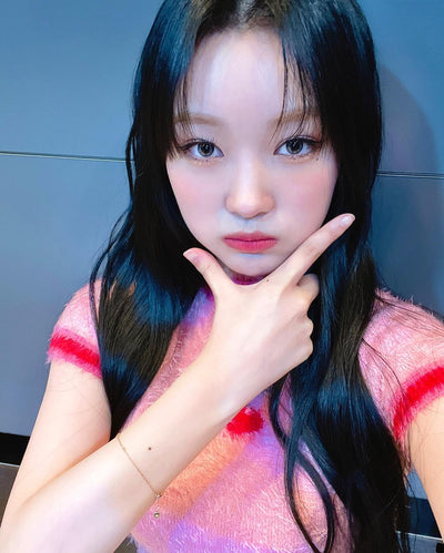 Crop Top Sweat Cerise Rose Miso DreamNote Mode Coreenne Kpop Mnet