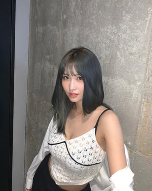 Crop Top Tricot Blanc avec Detail Noir Momo Twice Mode Femme Kpop