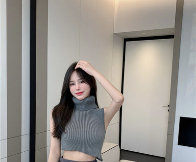 Pull Col Roulé sans Manches Asymétrique Lisa BlackPink Radio Sirius XM