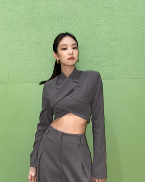 Ensemble Tailleur Haut Pantalon Gris Veste Dos Nu Jennie Jentle Home