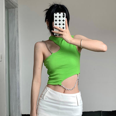 Crop Top Irrégulier Vert Avec Deux Chaines Huening Bahiyyih Kep1er Up! MV