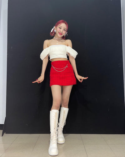 Haut Court Plissé Epaules Nues Blanc Yves LOONA Mode Femme Kpop Corée