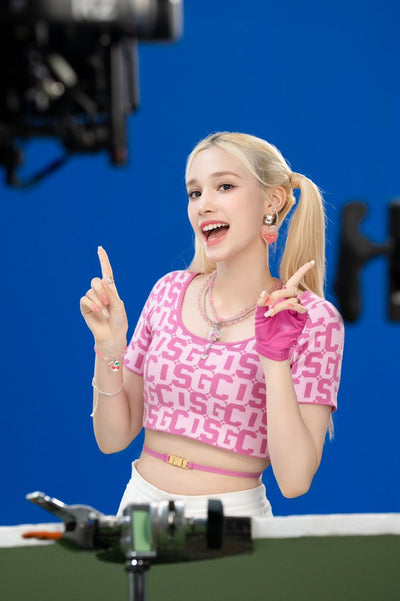 Mitaine Gants Cuir Rose Clous Métal Bahiyyih Kep1er Sugar Rush Mode Kpop